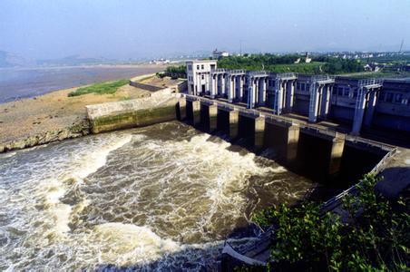 u=2213371506,2234886019&fm=23&gp=0