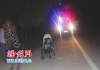 滁州一男子骑车撞倒老人婴儿随即开溜