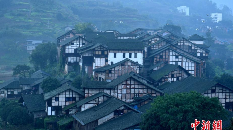 四川深藏在大山中的古镇