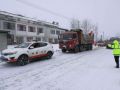 滁州市公路部门雪中作业保畅通