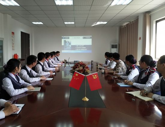 5月4日，滁州处学习《习近平的七年知青岁月》主题巡回宣讲