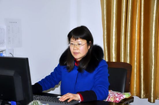 解放小学  薛扬萍