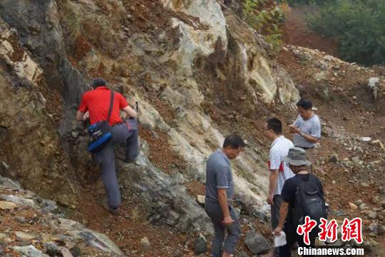 江西省发现世界最大硅灰石矿床矿物量6955万吨