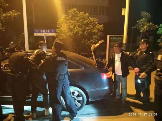 468d4ef2bb98dfcf864ad834e4ddf72