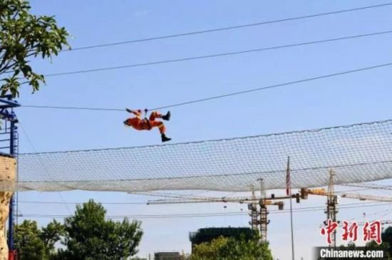 点击进入下一页