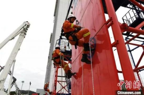 点击进入下一页