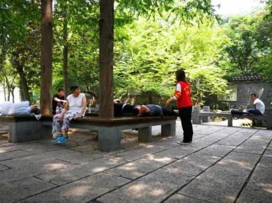 8054de85a697e42ad32649d1558ce6e