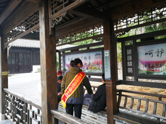 YKT%{T%XH$]XL5XHA8{P6LN