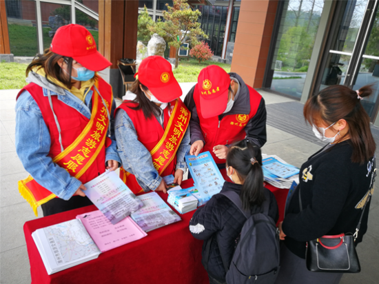 ]YWRX]]1{71C2AMTBZMCLA7