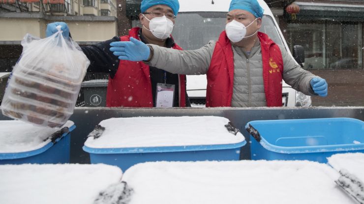 “80后”义务送餐员的最后一班岗