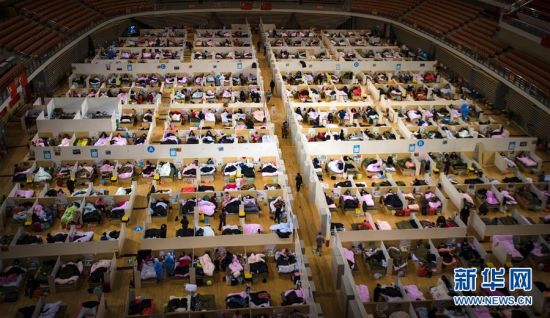 （聚焦疫情防控&middot;图文互动）（4）团结起来！我们万众一心！&mdash;&mdash;中国抗疫人民力量的生动实践