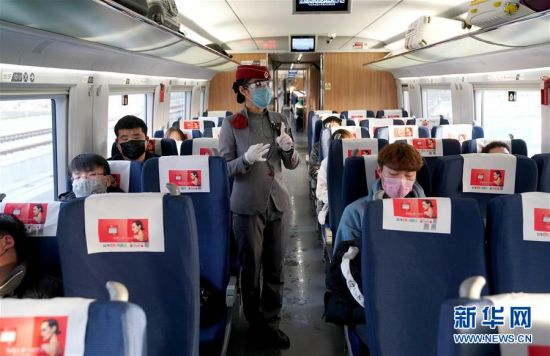 （聚焦疫情防控&middot;图文互动）（5）团结起来！我们万众一心！&mdash;&mdash;中国抗疫人民力量的生动实践