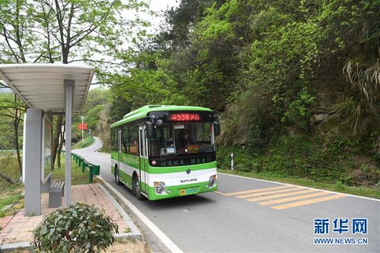 （新华全媒头条&middot;图文互动）（6）红土地上的&ldquo;绿色减贫&rdquo;决战&mdash;&mdash;大别山&ldquo;将军县&rdquo;金寨脱贫纪实