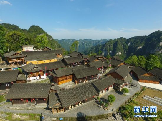 （新华全媒头条&middot;图文互动）（6）初夏，循着总书记的脚步探访产业扶贫新事