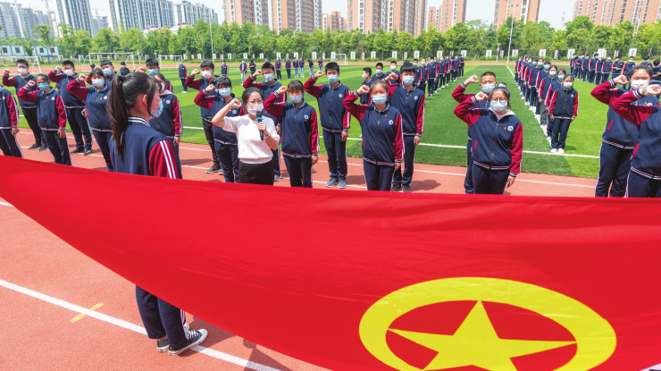 新团员迈好“青春第一步”