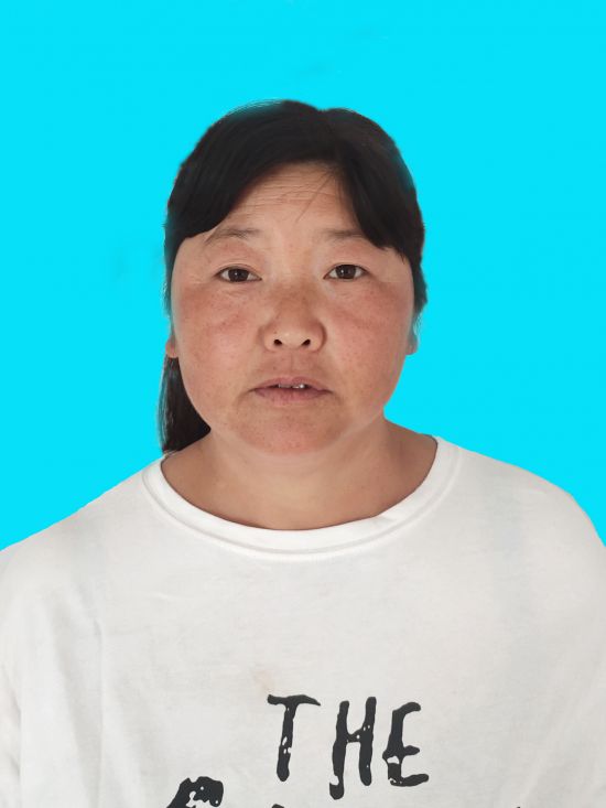 成桂英 证件照 (2)