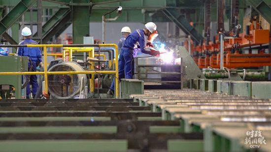 时政新闻眼丨从长江到巢湖，习近平关切这些紧要事