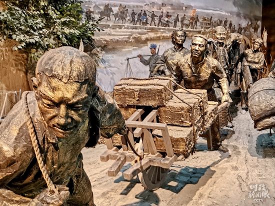 时政新闻眼丨从长江到巢湖，习近平关切这些紧要事