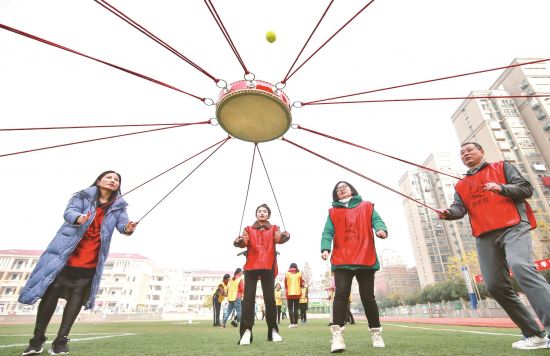 滁州清流小学:团建拓展 凝心聚力