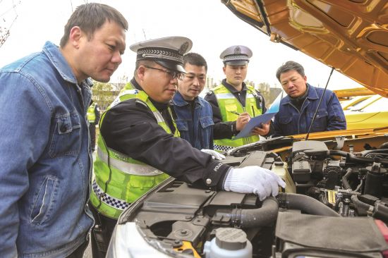 09f2d869-67b7-4ab0-b2b3-0f9ec38ed2f3