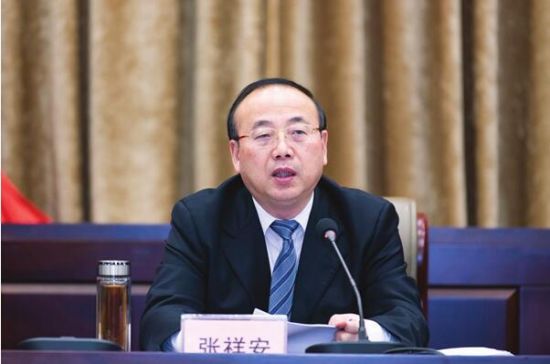 市委书记张祥安在中国共产党滁州市第六届委员会第十一次 全体会议上讲话。全媒体记者计成军摄