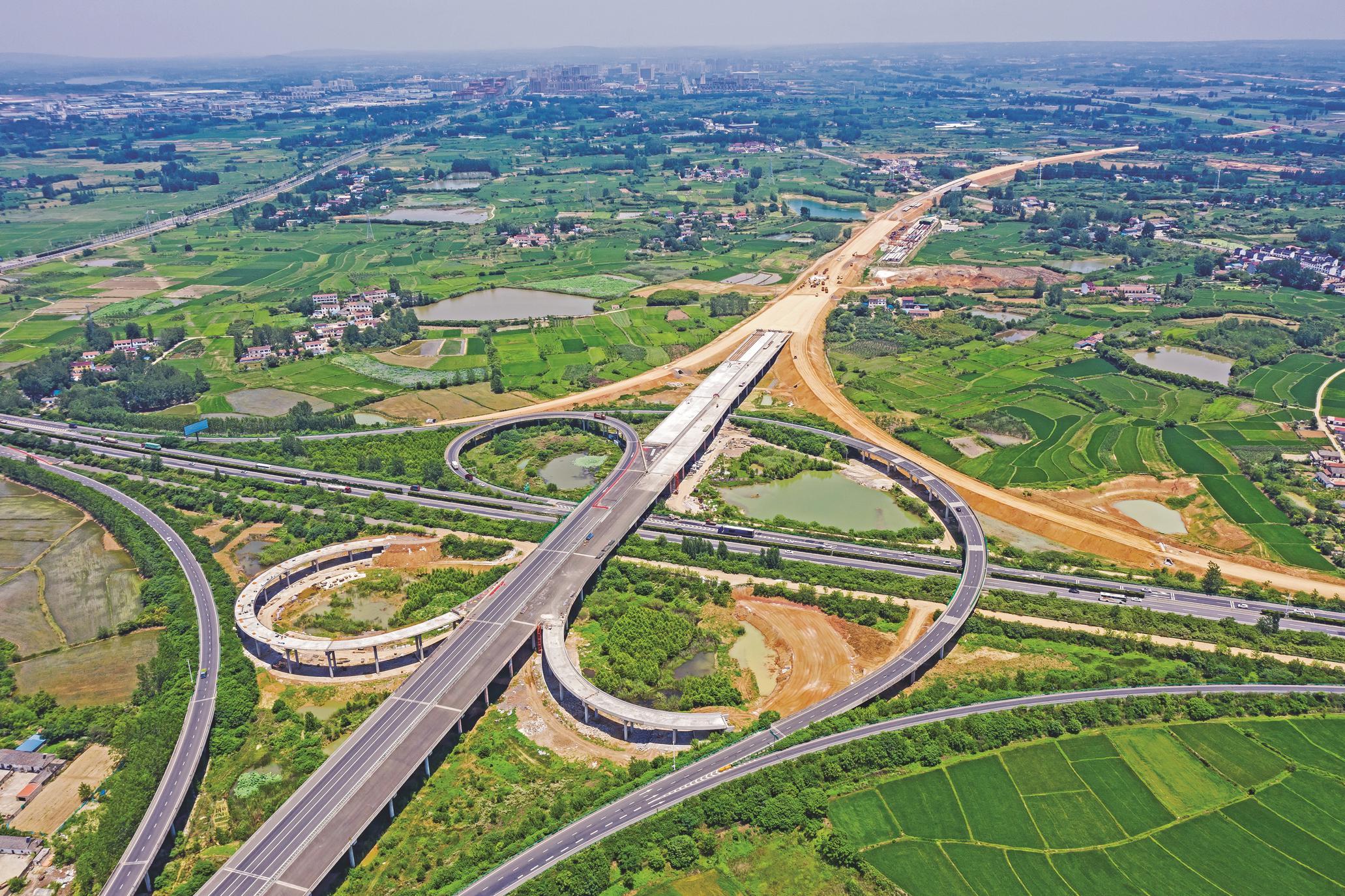 滁天高速火热推进