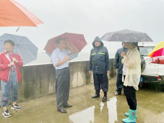 8e662d2492a88cdd7a79047caec8063