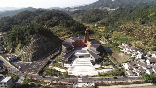 红军长征粤北纪念馆全貌。 冯兆宇摄