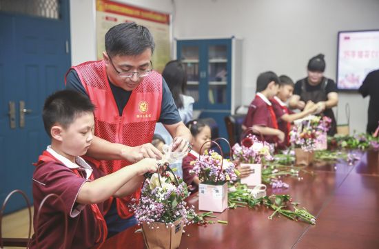 85b76dd0-33ba-4c52-b2d1-37e0d2a71ebd