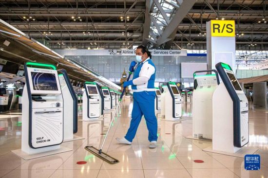 1128020084_16358045142111n