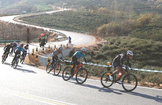 cd194e18-40e9-4121-8011-313cb717474a