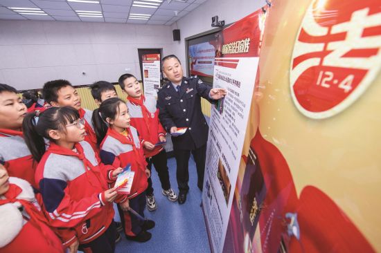 3ca1ba01-93d3-4c63-9b53-a65e54f76a2d