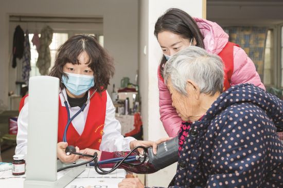 925cb273-40dc-4354-b848-a9a06c092181