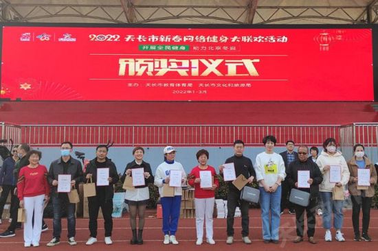 CpYIZmIq-ZGAESUWAAEIJBxMhEk042