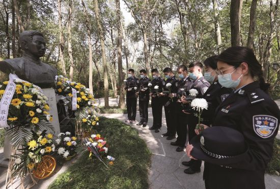 e5ed8be1-029e-4d5f-af5a-a159adc8ae9a