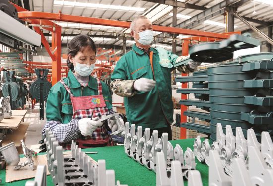 33b40e02-fc18-46e4-813d-b8f0d9d60836