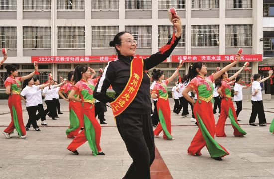 2556dac7-a15c-4b49-831a-c8173eaadf23