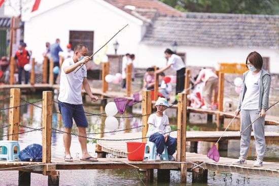 6852a441-6869-45e9-bb29-3f4c1d4a39f3