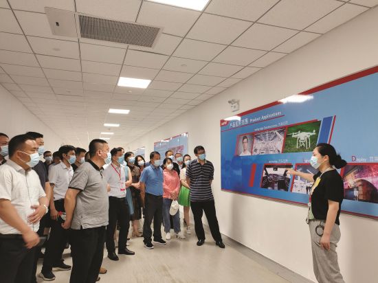 26d73b02-b2ba-43f4-8a6a-0baef5b00d7b