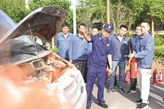 36f5bfea-36f1-4f8b-9a4a-a844ff1bdf3d