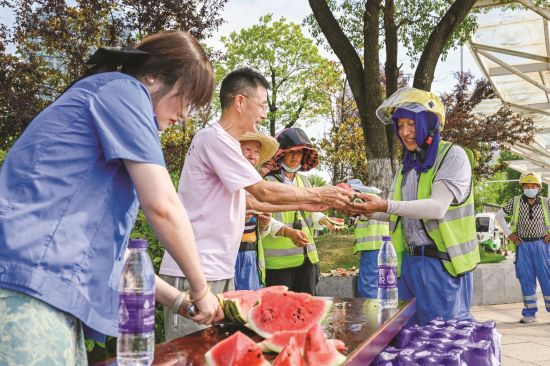 9f58ad2f-2740-4fe1-a18f-e2ddf3e74e3d