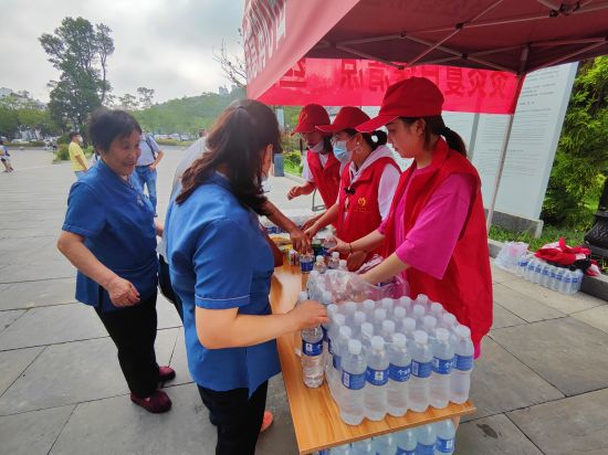 0ae27a5481e2592a57b03b51102e068