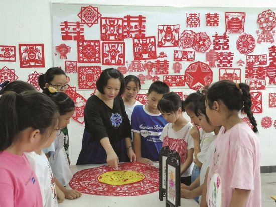 1299e52c-b6bb-4c32-a3fa-41e14e8b6805