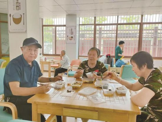 bb19042d-c991-4a8e-8840-cdb417b12e13