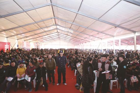 北京城房万人开盘