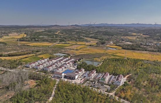 8b5aaec8-dcf9-4da7-ad25-2d040f54ff9a