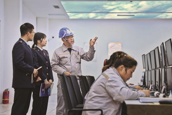 f569749c-4a92-4358-bdd1-b59847ed8576