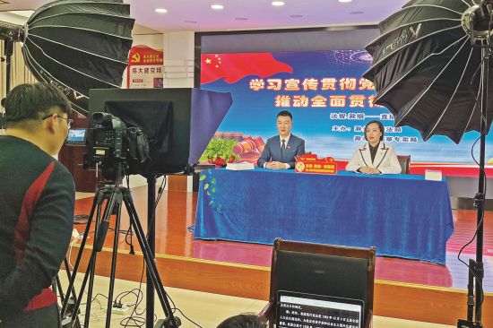 bacc9ab1-65f6-4b9e-bf43-73511e70b19c