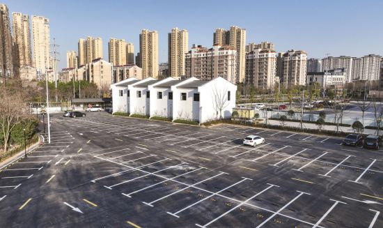 8bcb7371-9a41-4d06-b938-e2e54bff1228