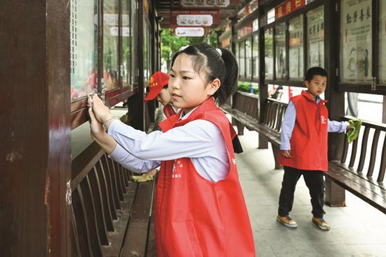 bd3d6437-eabe-467b-bec8-a2436be4f798